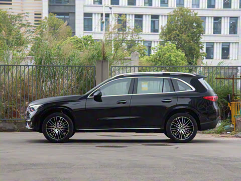 2025�� �Ŀ� GLC 300 L 4MATIC ������ 7��