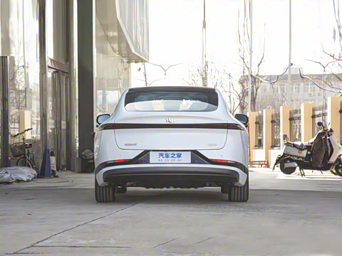 2025�� ��������� 710�콢��