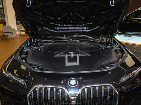 2023�� eDrive50L ����M�˶���װ