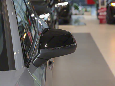 2025�� quattro 45�����ذ� 40 TFSI ������