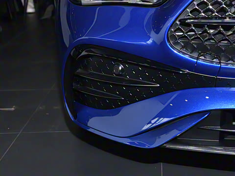 2025�� CLE 260 ������ܳ�