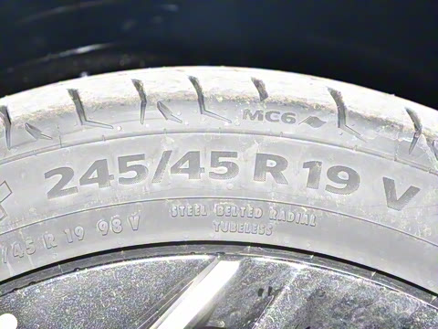 2025�� 300Ultra  �����Ǽ�AD PRO���̰�