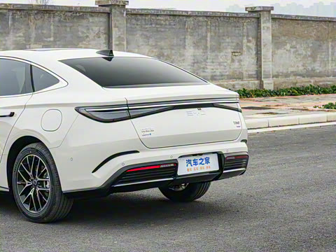 2025�� �Ǽݰ� DM-i 1.5L 125km ������