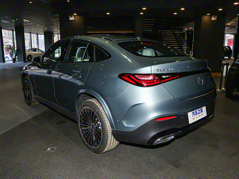 2025�� GLC 300 4MATIC ����SUV