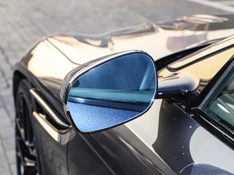 2025�� 4.0T V8 Coupe