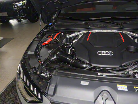 2025�� S4 Avant 3.0TFSI