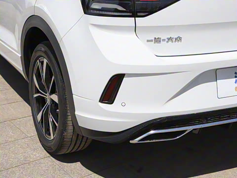 2025�� �Ŀ� 300TSI DSG���������