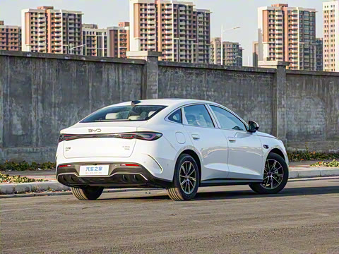 2025�� DM-i �Ǽݰ� 120KM������