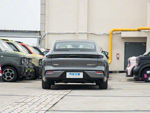 2025�� 130km EM-i ����