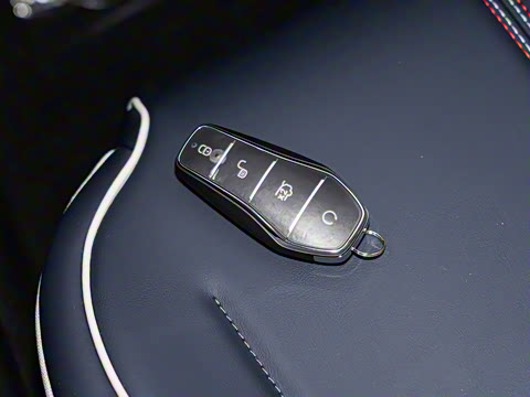 2025�� EV 510KM ���а�