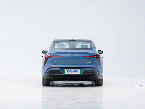 2025�� 750��ѡ��