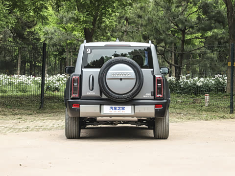 2025�� 2.0T 4WD Ultra