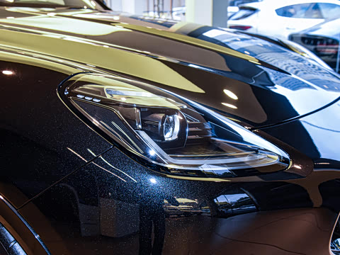 2023�� 3.0T Trofeo