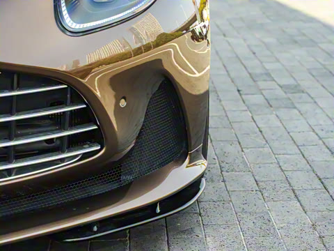 2025�� 4.0T V8 Volante