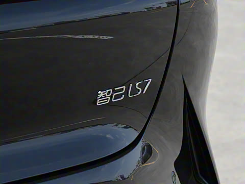 2025�� ���°� Ultra