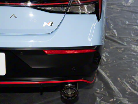 2023�� 2.0T Sport Package Edition