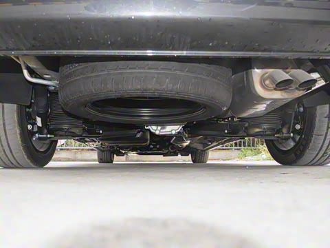 2024�� V 300 L ���������