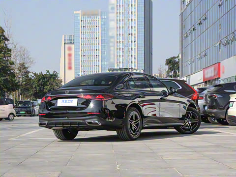 2025�� E 260 �˶���