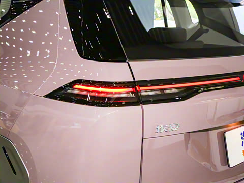 2025�� Plus 510 ������