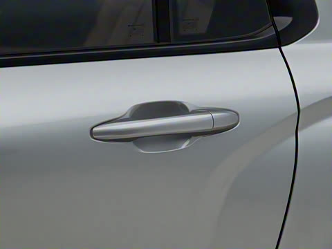 2025�� 2.0T�Զ�������Ӣ�� ����