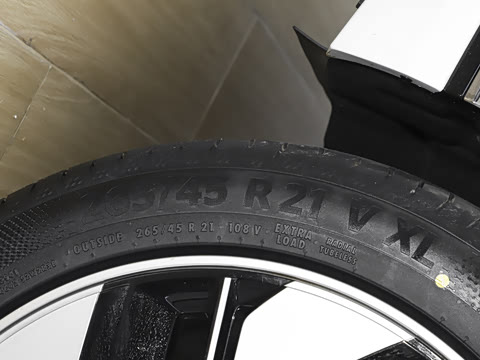 2025�� 636Ultra���Ȱ� 6��