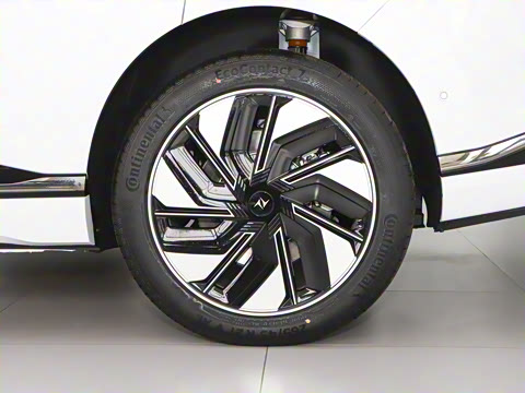 2025�� 210Ultra���Ȱ� 6��