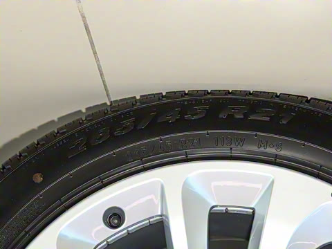 2024�� 4.0T V8 ������