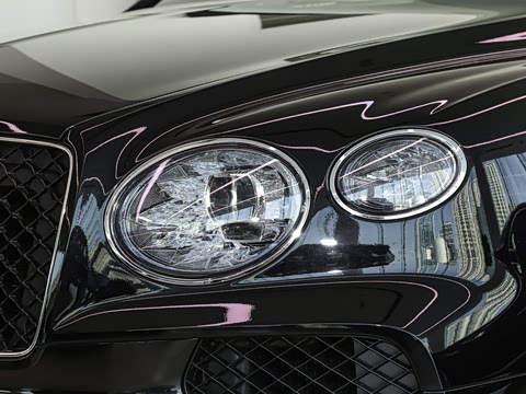 2024�� 4.0T V8 ������