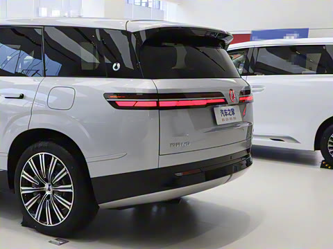 2025�� ������