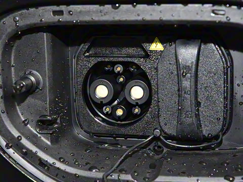 2025�� 230UltraǬ���Ǽ�ADS SE���̰�