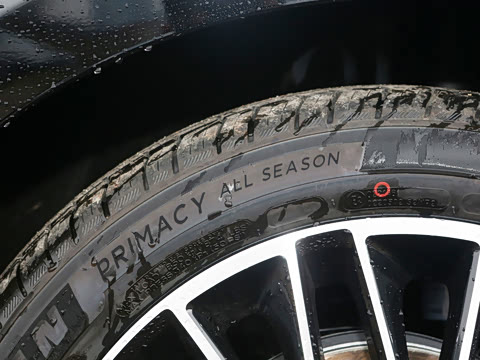 2025�� EV �Ǽݰ� 701KM�����״�������