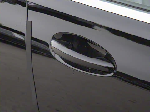 2025�� �Ŀ� C 260 L �˶���