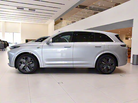 2025�� Max ���ܻ��°�