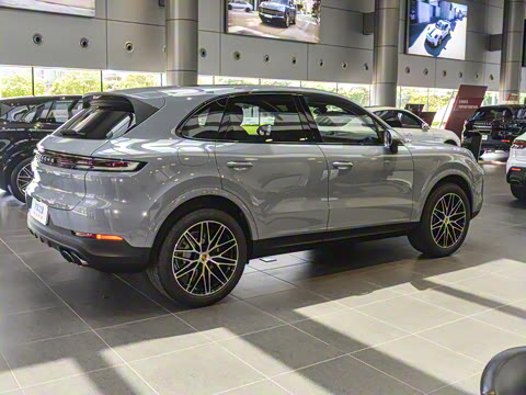 2025�� Cayenne 3.0T ���ΰ�