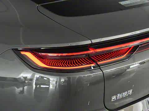 2025�� 130km EM-i ������