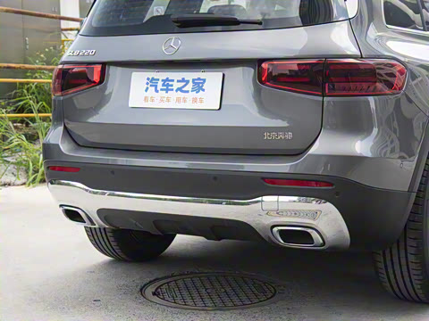 2025�� GLB 220 ʱ����