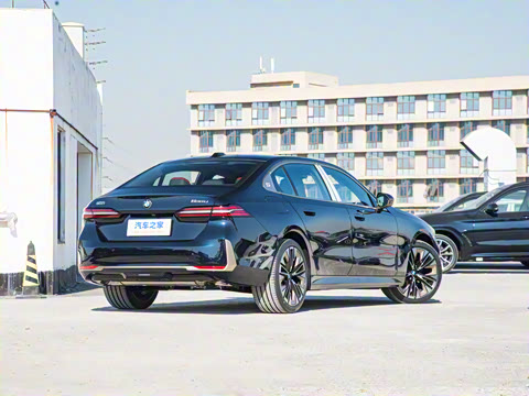 2025�� 530Li ������ ������װ