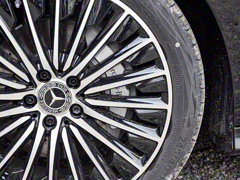 2025�� CLE 260 ���ܳ�