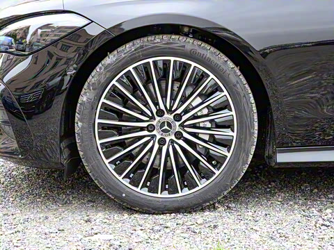 2025�� CLE 260 ���ܳ�