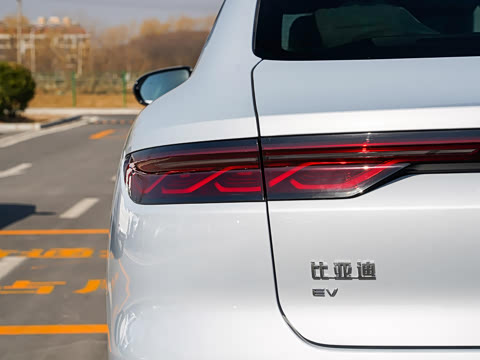 2025�� EV �Ǽݰ� 506KM�����