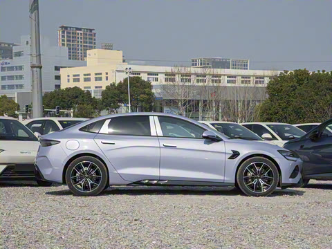 2025�� 650�Ǻ���