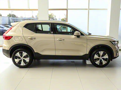 2025�� B3 ��Զ������