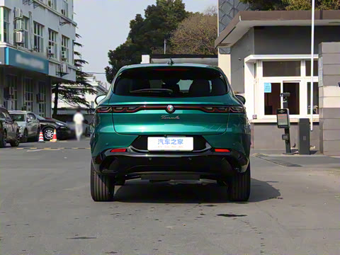 2024�� 2.0T 268HP AWD Veloce���� Plus��