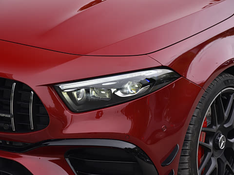 2024�� AMG A 45 S 4MATIC+