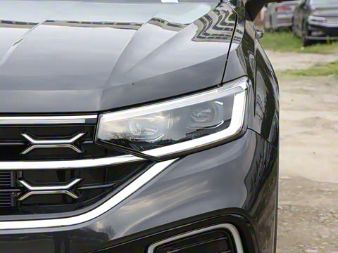 2025�� ������ 330TSI