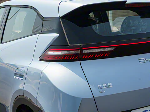 2025�� �Ǽݰ� 305km ������