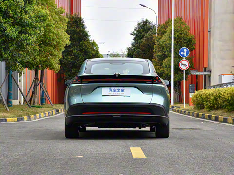 2025�� 230UltraǬ���Ǽ�ADS SE���̰�