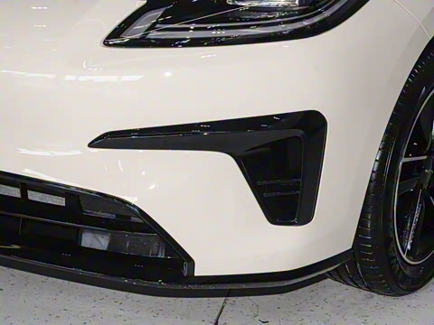 2025�� 650 ������