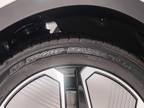 2025�� 735MAX 160kW