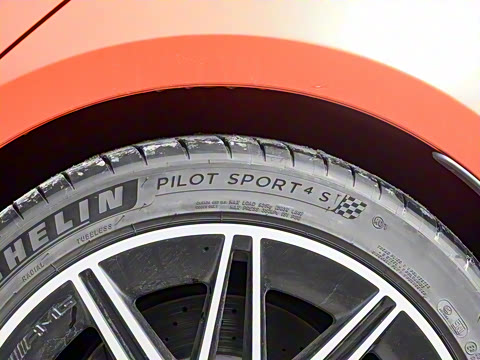 2023�� AMG GT 50 4MATIC+ �����ܳ�